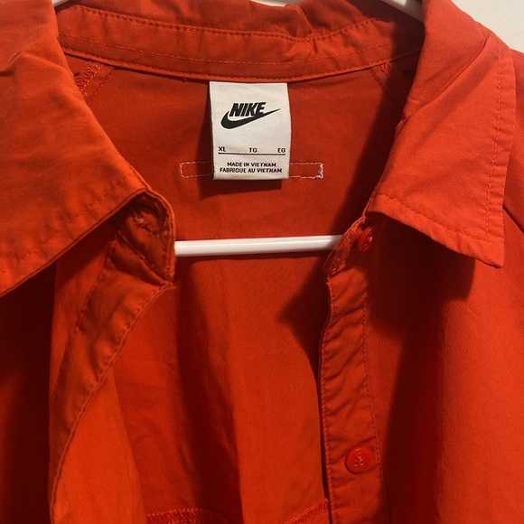 Nike red/orange button shirt - Picture 6 of 10